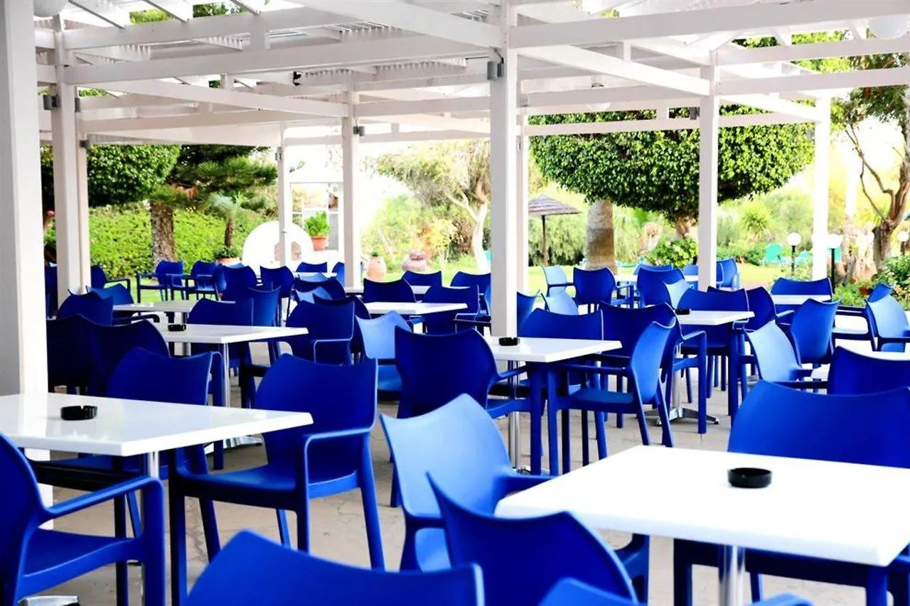 Papouis Protaras Hotel